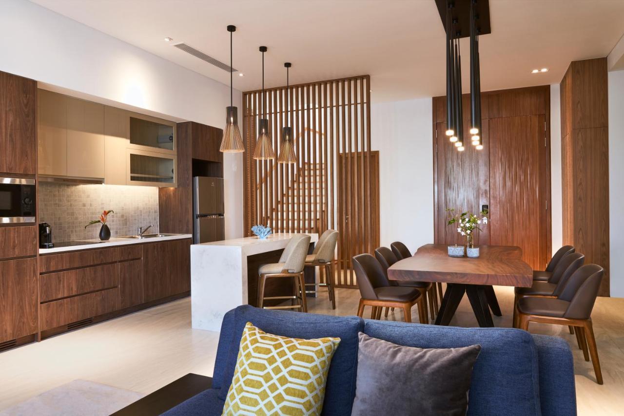Moevenpick Villas & Residences دونغ دونغ المظهر الخارجي الصورة A kitchen and dining room at the Ritz-Carlton, Maldives